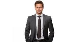 Portrait of Michael Chen, Director of Operations at InnovateCo, professional man smiling